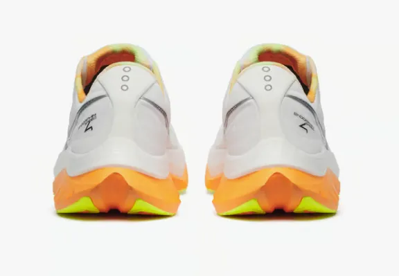 Saucony Endorphin Speed 4 - Mens